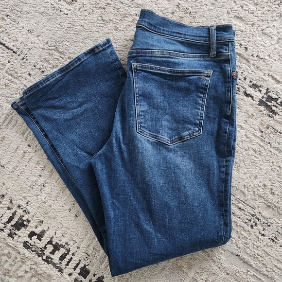 Madewell Denim - Madewell Mid Rise Kick Out Jeans